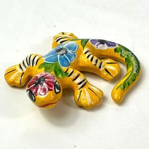 Mexican Hand Painted Talavera Lizard Figurine Yellow Floral Salamandra Ensenada